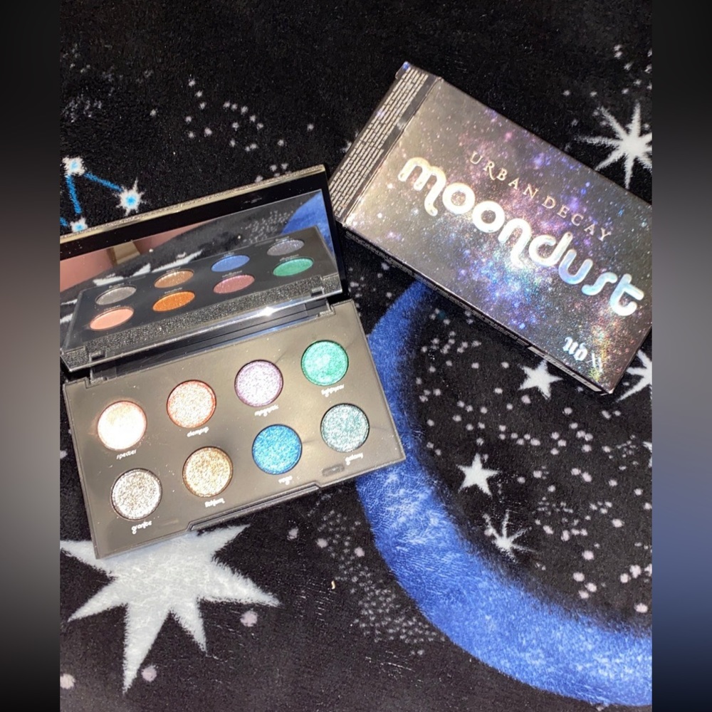URBAN DECAY MOONDUST EYESHADOW PALLET